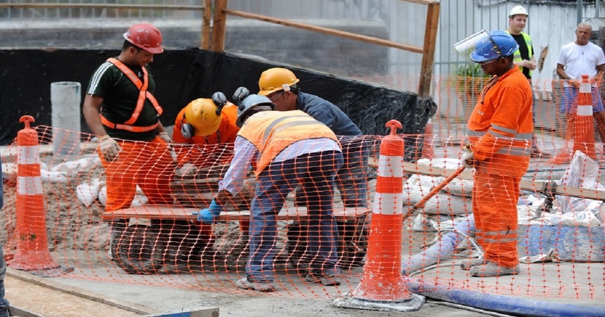 Emprego na construção é o maior para setembro nos últimos oito anos