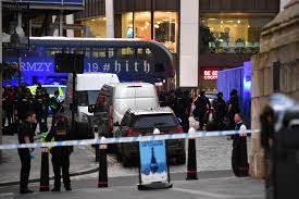 Incidente na London Bridge é tratado como relacionado a terrorismo, diz Polícia