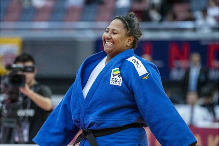 Judoca Beatriz Souza vence francesa e conquista o bronze no Grand Slam de Osaka