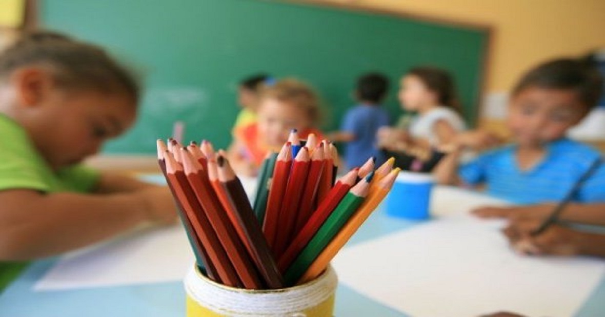Pesquisa do Procon Estadual aponta variação de até 476% nos preços das mensalidades escolares