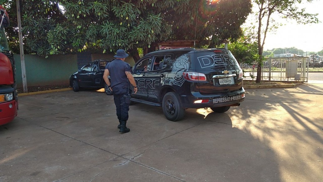 Polícia Civil recupera carro furtado em Sonora sendo dirigido por adolescente em Campo Grande