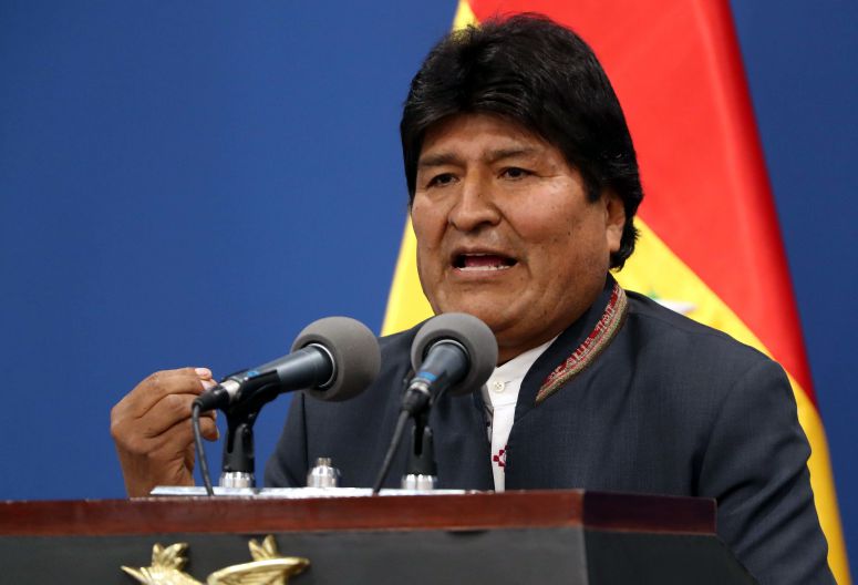 Depois de quase 14 anos no poder, Evo Morales renuncia a presidência da Bolívia