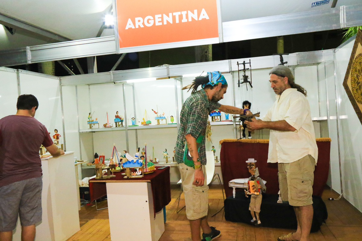 Pavilhão dos Países expressa por meio do artesanato a riqueza da cultura sul-americana