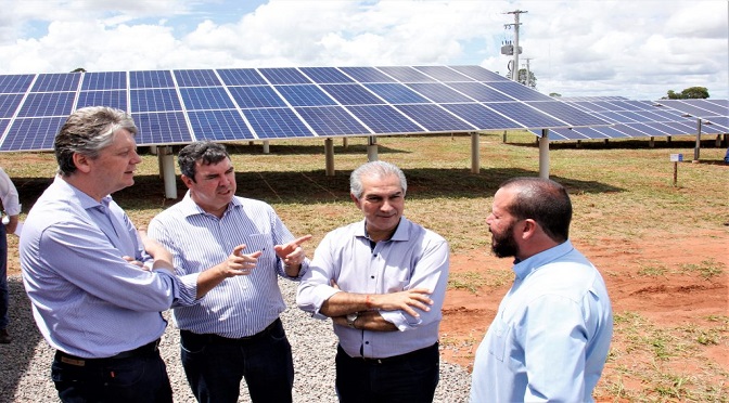 Cidade Solar consolida ação do Governo para estimular geração de energia limpa em MS