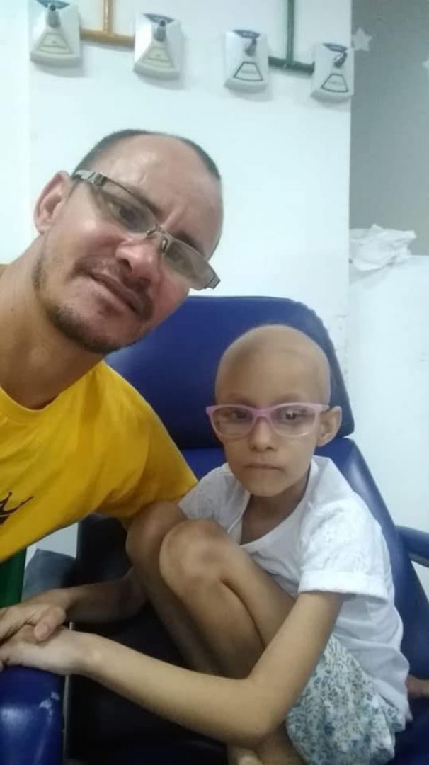 Brasileirinha morre após perder luta contra Leucemia