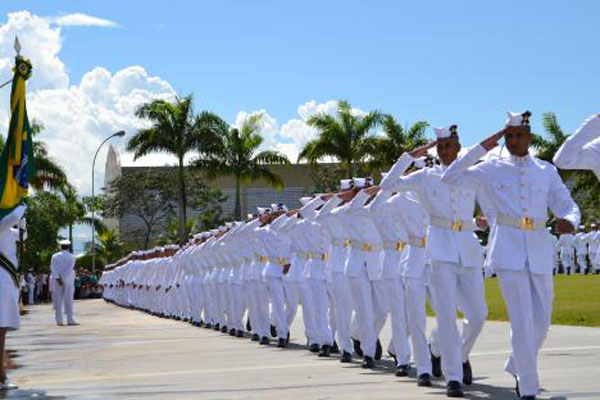 Com vagas para Brasília e mais oito estados, Marinha abre concurso com 960 chances