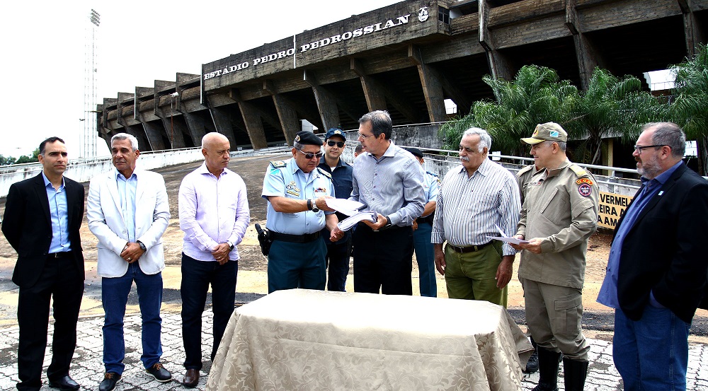 Com vistorias concluídas, Ministério Público decide até sexta-feira sobre abertura do Morenão