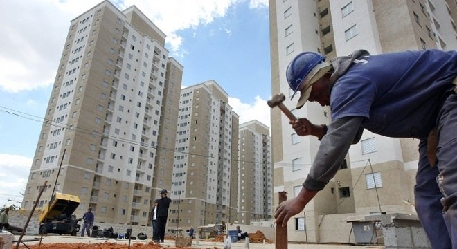 Justiça determina que morador cumpra regras de construção do condomínio