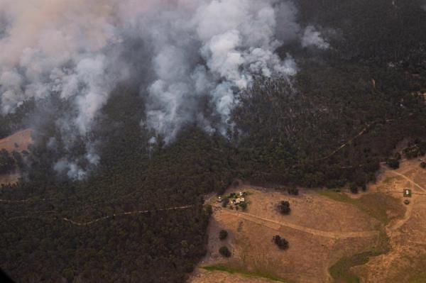 Fumaça dos incêndios na Austrália chega ao Brasil trazida por vento