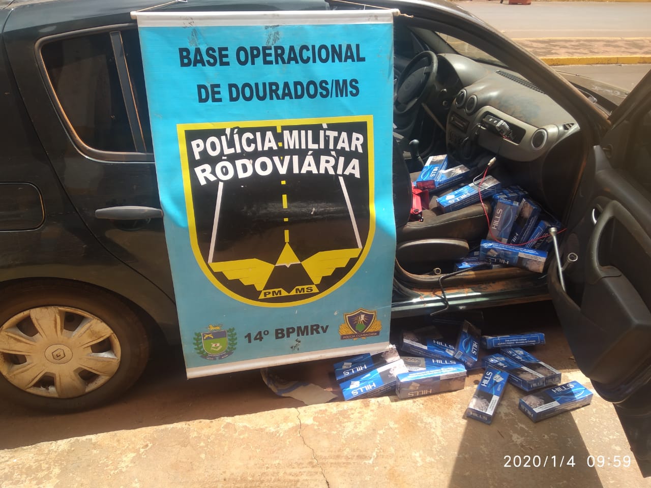 Operação Hórus/MS: Polícia Militar Rodoviária apreende contrabandista com carro abarrotado de cigarro de origem estrangeira