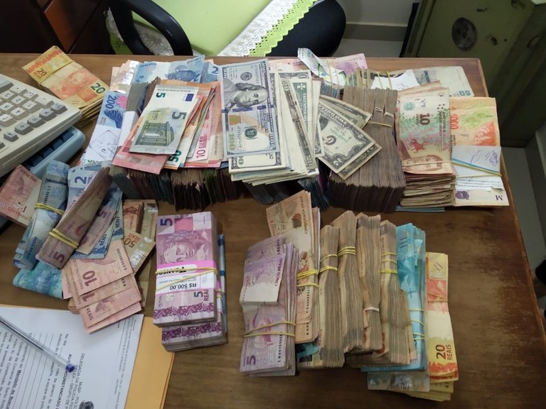 Operação La Plata apura crimes contra o Sistema Financeiro e lavagem de dinheiro