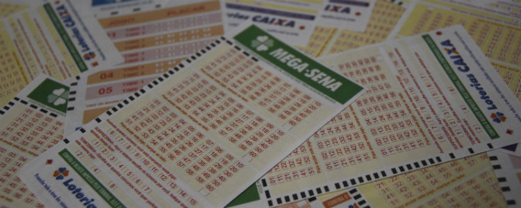 Qual a probabilidade de um resultado se repetir na loteria?