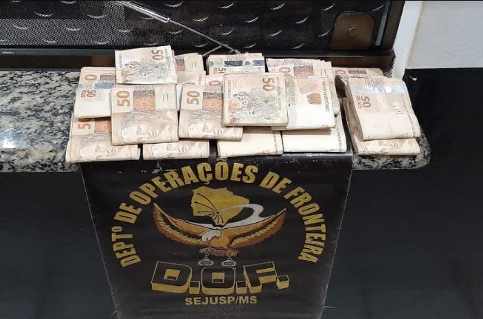 Quase vinte mil reais sem comprovação de origem foram apreendidos pelo DOF durante a Operação Hórus no município de Amambai