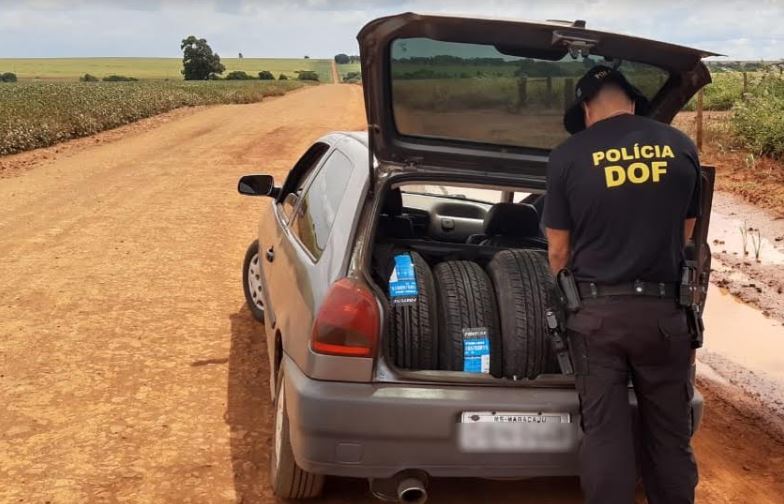Veículo com pneus contrabandeados do Paraguai é apreendido pelo DOF durante a Operação Hórus em Caarapó