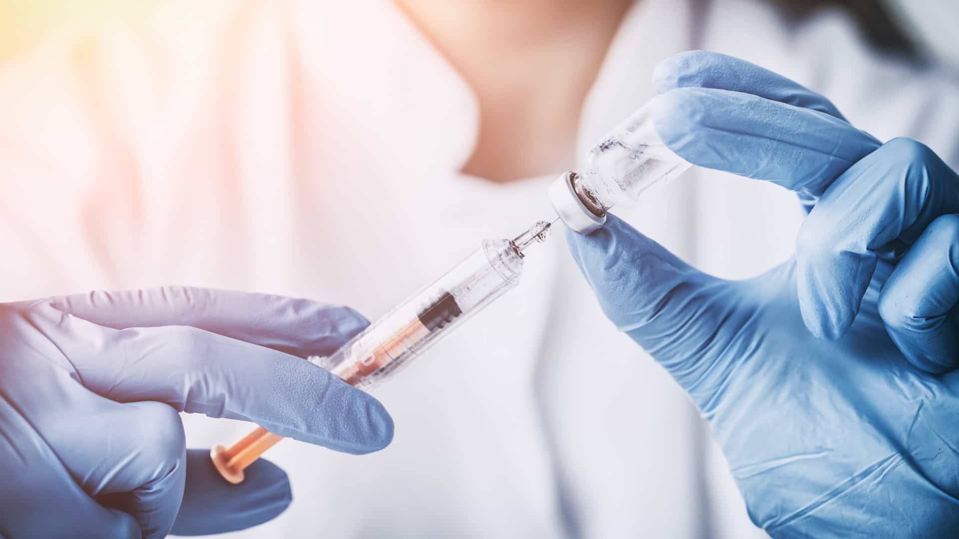 Vacina pneumocócica será distribuída para pacientes de risco maiores de cinco anos
