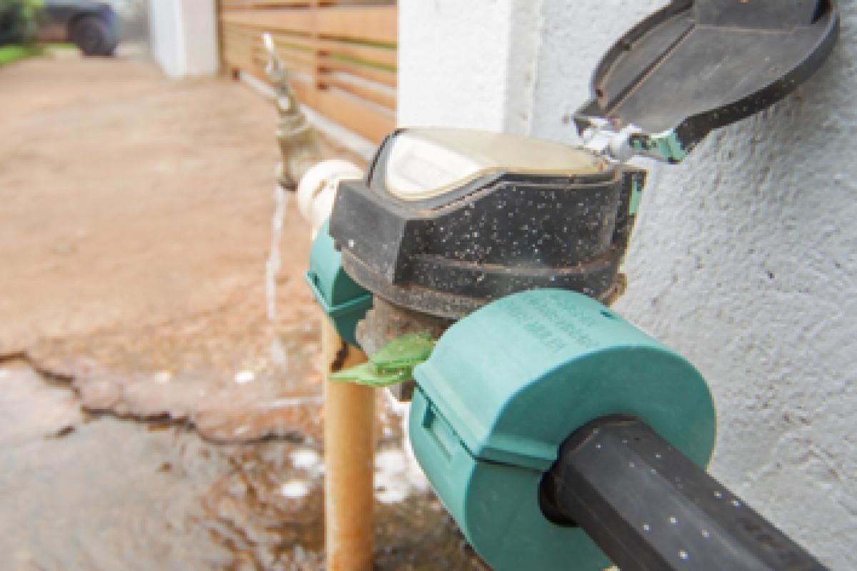 Ganância: Grupo Aegea tenta reajustar tarifa da água mas esbarra em ação pública do MP