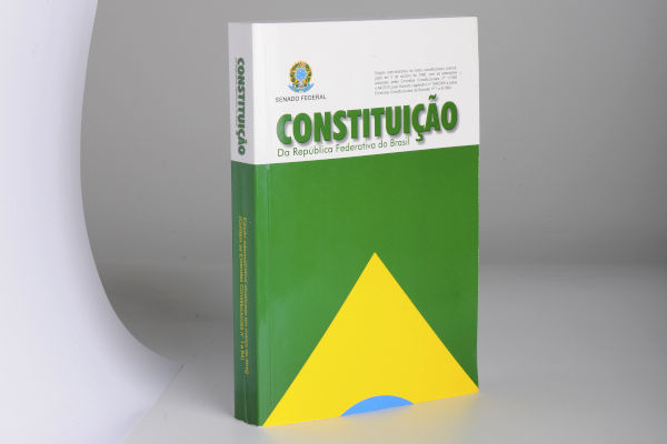 25 de março, Dia da Constituição: em 1824 o Brasil outorgou sua primeira Constituição