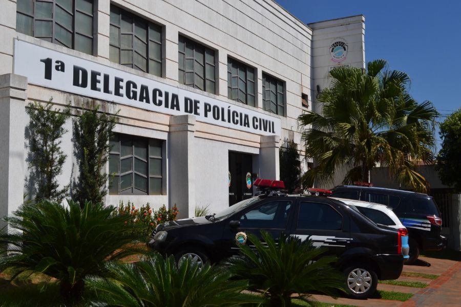 Polícia Civil prende servidor municipal da saúde que entregava droga em presídio
