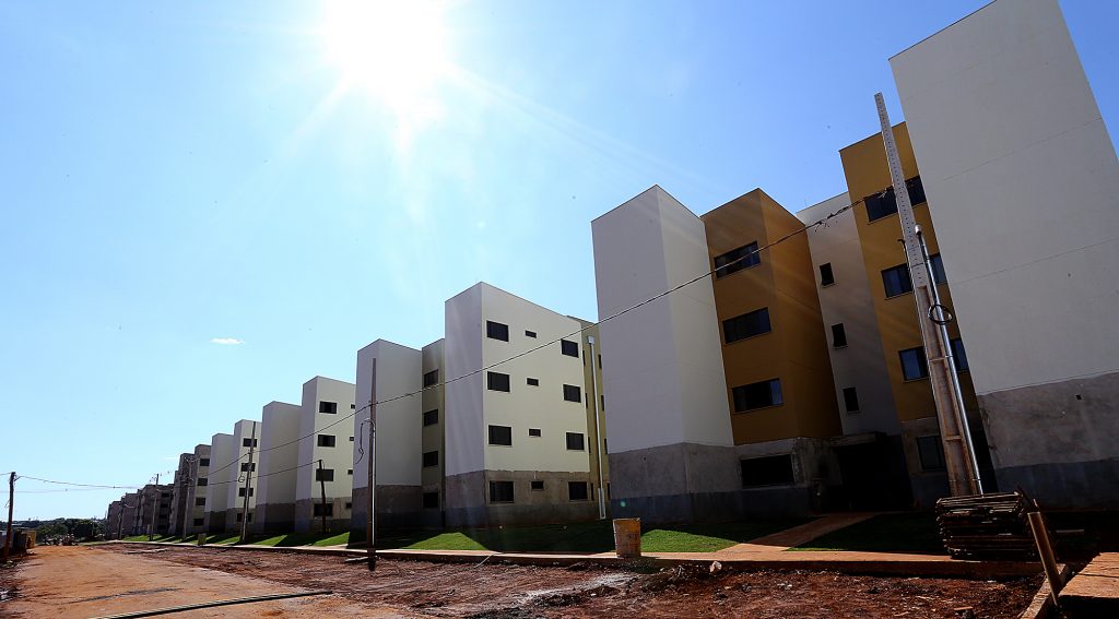Governo do Estado garante entrega de quase duas mil moradias em Campo Grande