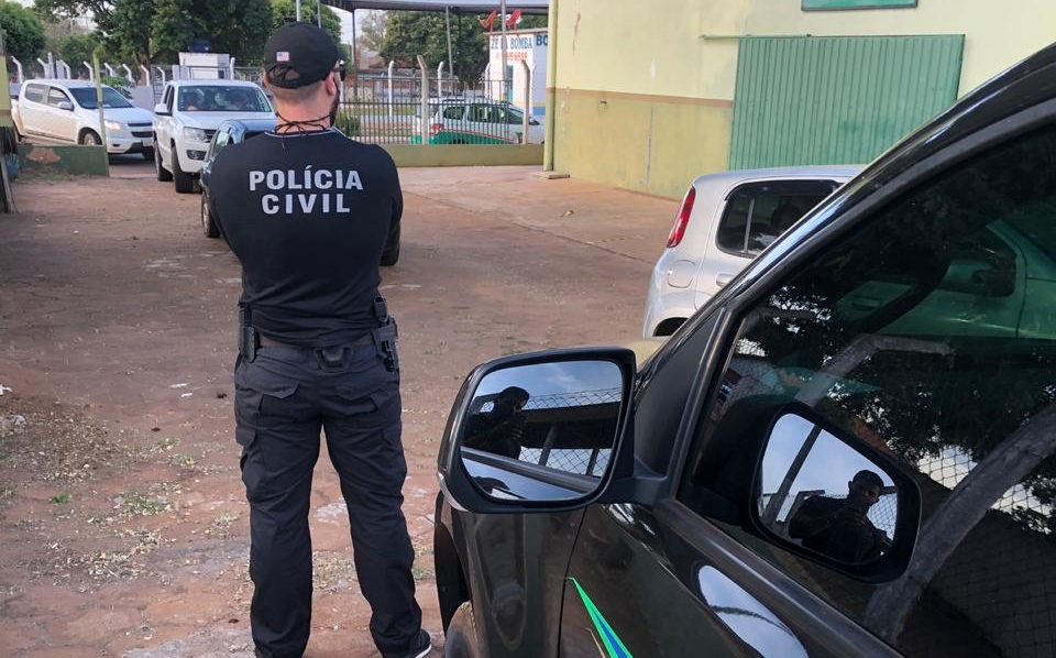 Policiais civis de Bataguassu auxiliam secretaria de saúde durante vacinação contra gripe