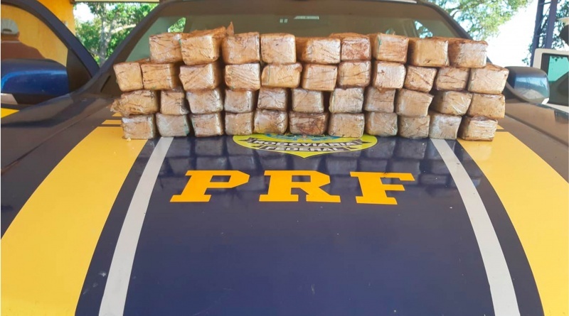 PRF apreende 20 Kg de pasta base de cocaína em Nova Andradina