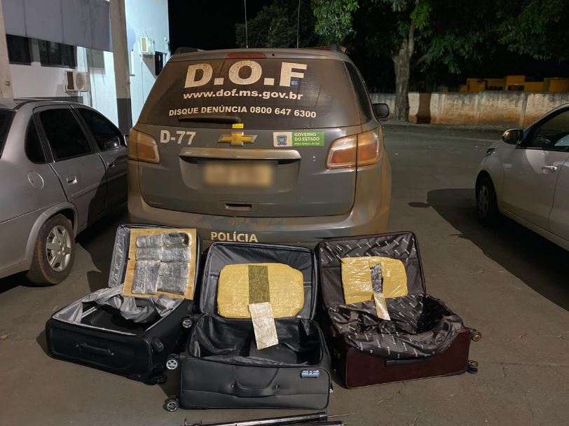 Operação Hórus: Casal que seguia com droga para Goiânia foi preso pelo DOF