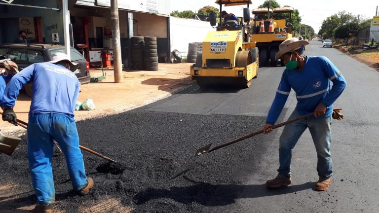 Prefeitura inicia 3ª frente de asfalto no Nova Lima que terá mais 20 km de asfalto