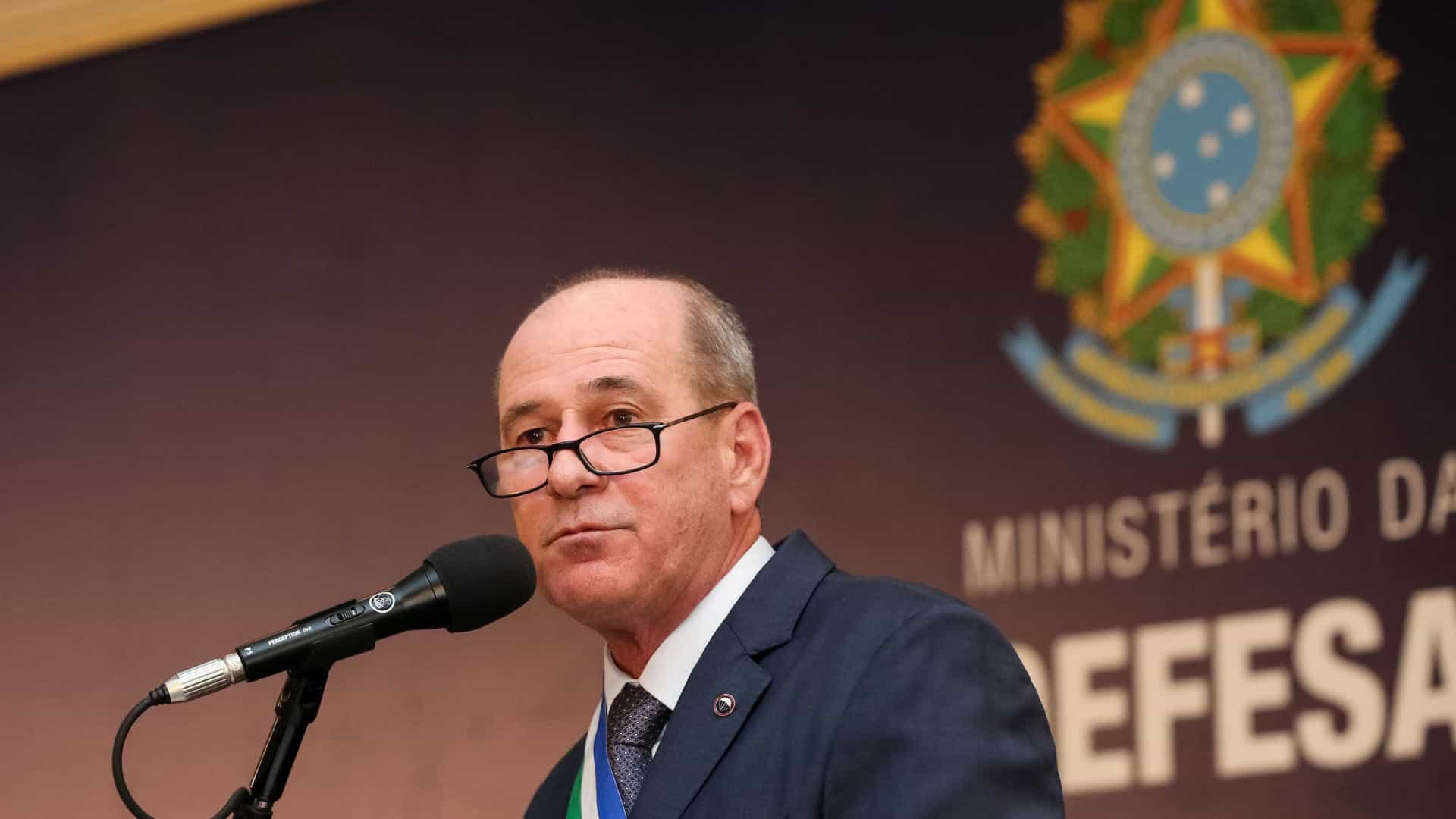‘Não existe ala militar no governo’, diz ministro da Defesa