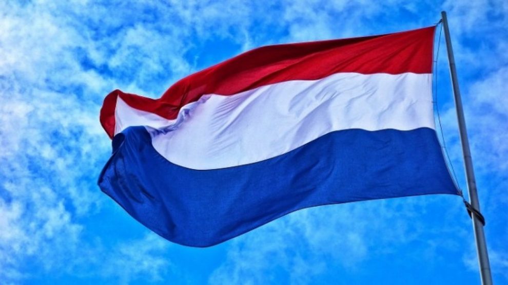 Holanda: Por falta de evidências científicas, governo não exigirá uso de máscaras em público