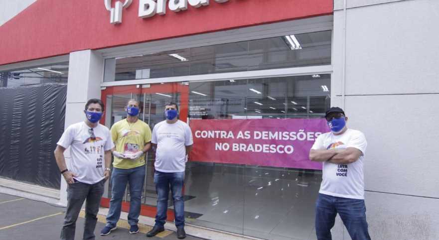 Sindicato dos Bancários fechou agência do Bradesco em Campo Grande em protesto contra demissões