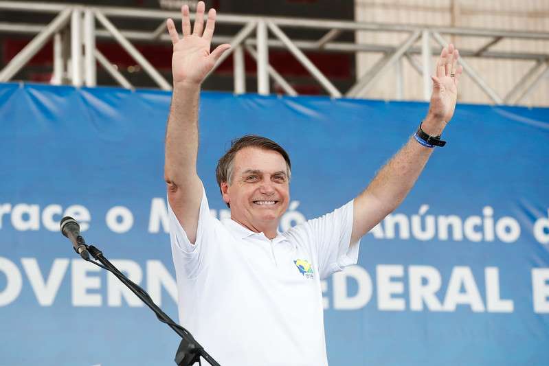 Bolsonaro passa fim de semana prolongado no Guarujá