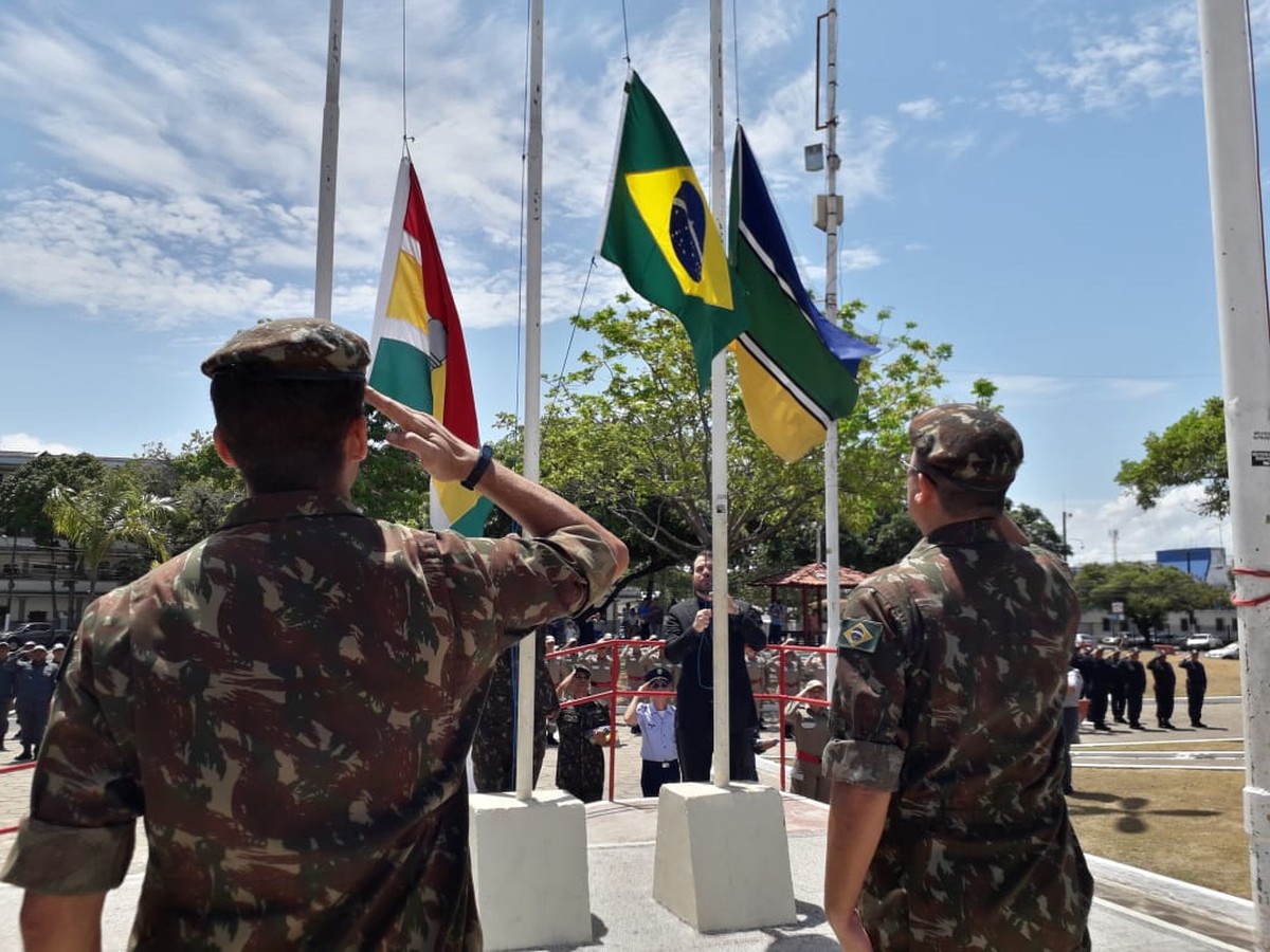 CMO realiza solenidade do Dia da Bandeira no Forte Pantanal
