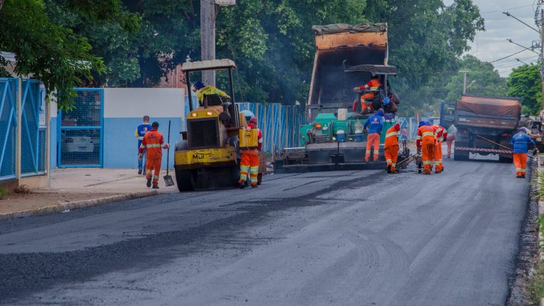 Prefeitura inicia recuperação de vias com 50 km de recapeamento em Campo Grande