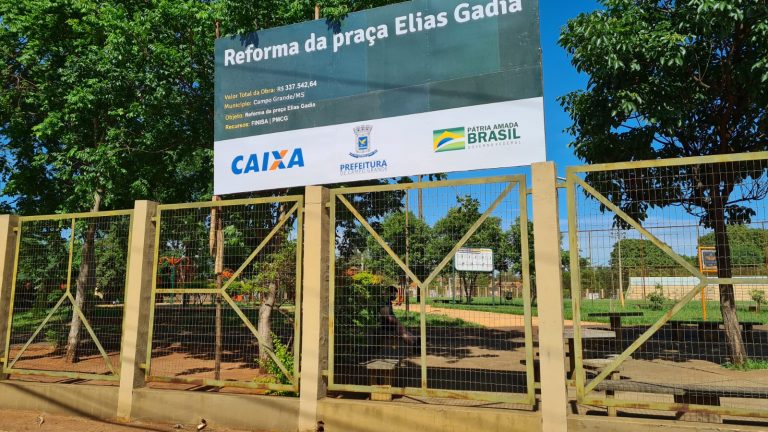 Prefeitura inicia primeira reforma geral da Praça de Esportes do Elias Gadia em 13 anos