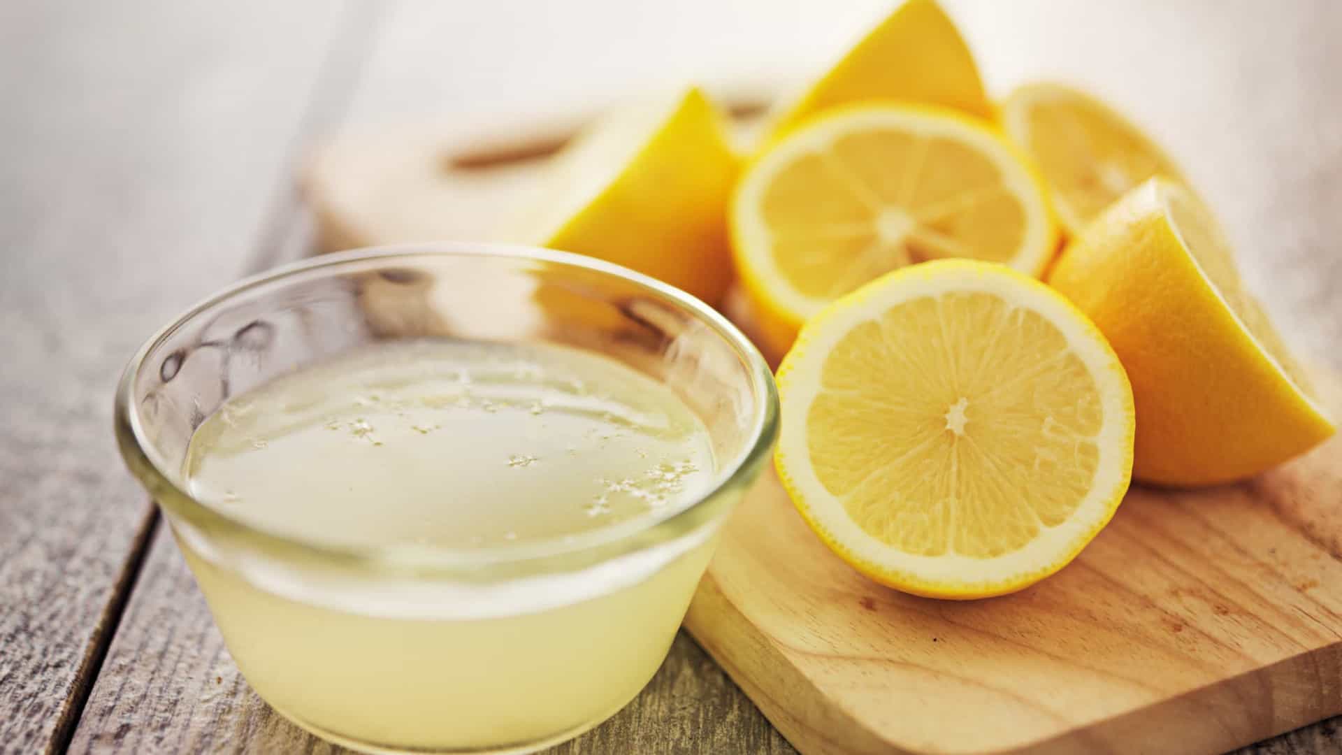 Limão: Fruta baixa em calorias e açúcares que ajuda o sistema imunológico
