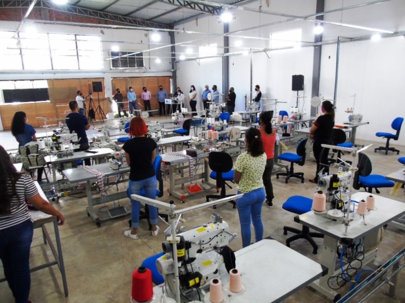 Naviraí: Com apenas 45 dias de mandato Rhaiza Matos inaugura 1ª indústria em sua gestão