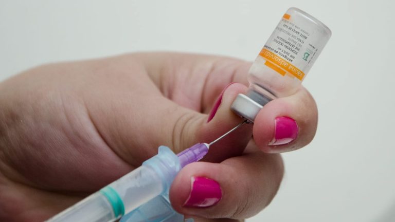 Prefeitura fará plantão no feriado para vacinação contra a covid-19 de gestantes com comorbidades