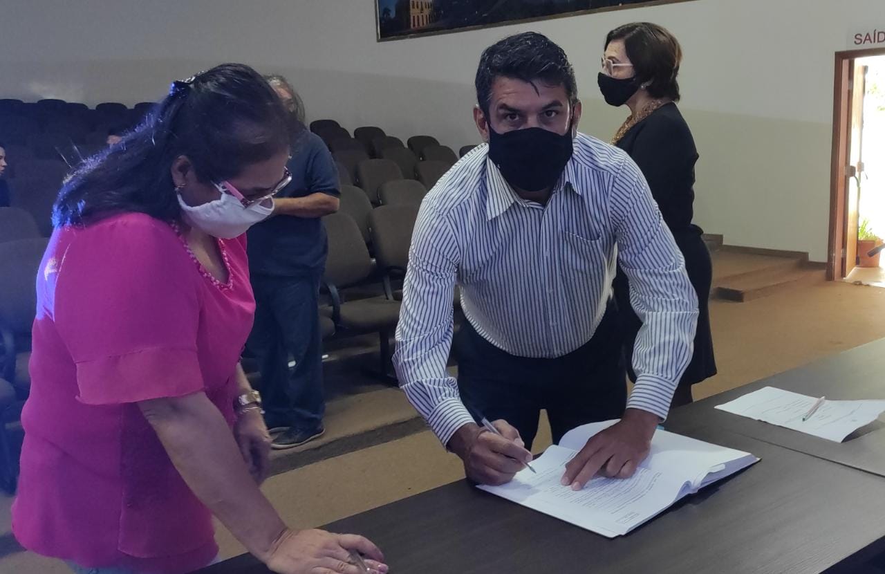 Vereador Beto Avelar toma posse no Conselho Municipal Antidrogas