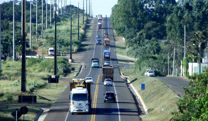 Mudanças no CTB: Nova Lei entra em vigor com alterações sobre uso de farol em rodovias