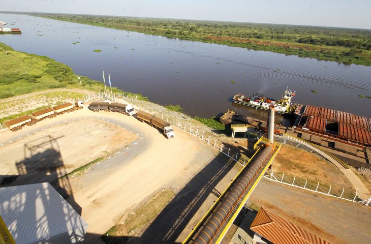 Contorno rodoviário de Porto Murtinho garante agilidade na exportação recorde pela hidrovia