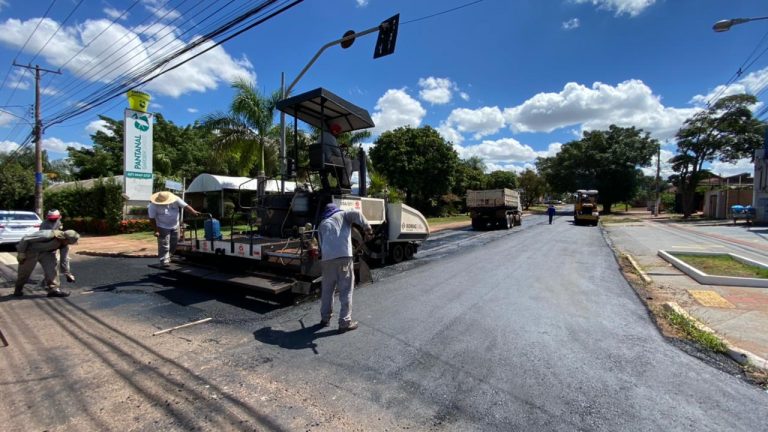 Prefeitura inicia frente de 8 km de recapeamento no Monte Castelo, Coronel Antonino e Seminário