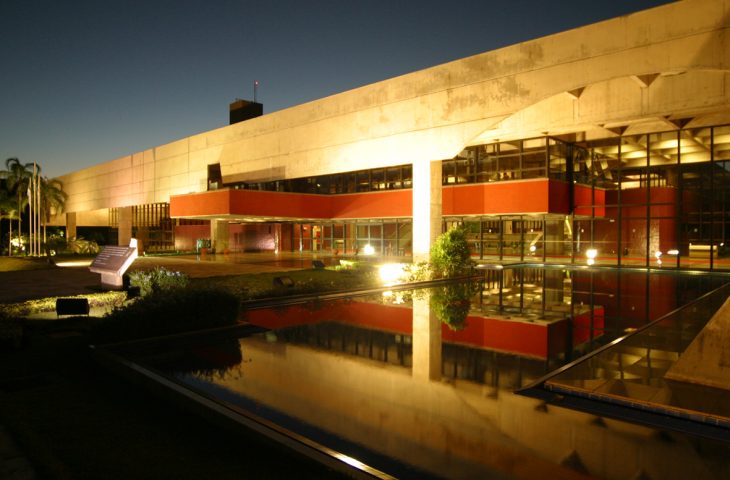 Centro de Convenções Arquiteto Rubens Gil de Camillo completa 27 anos