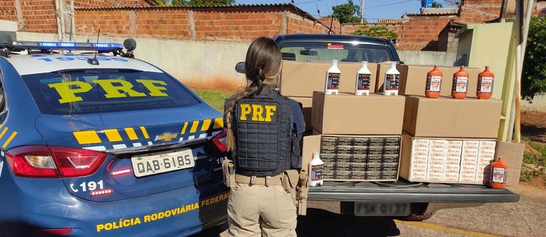 PRF apreende carga de medicamentos irregulares em Paranaíba