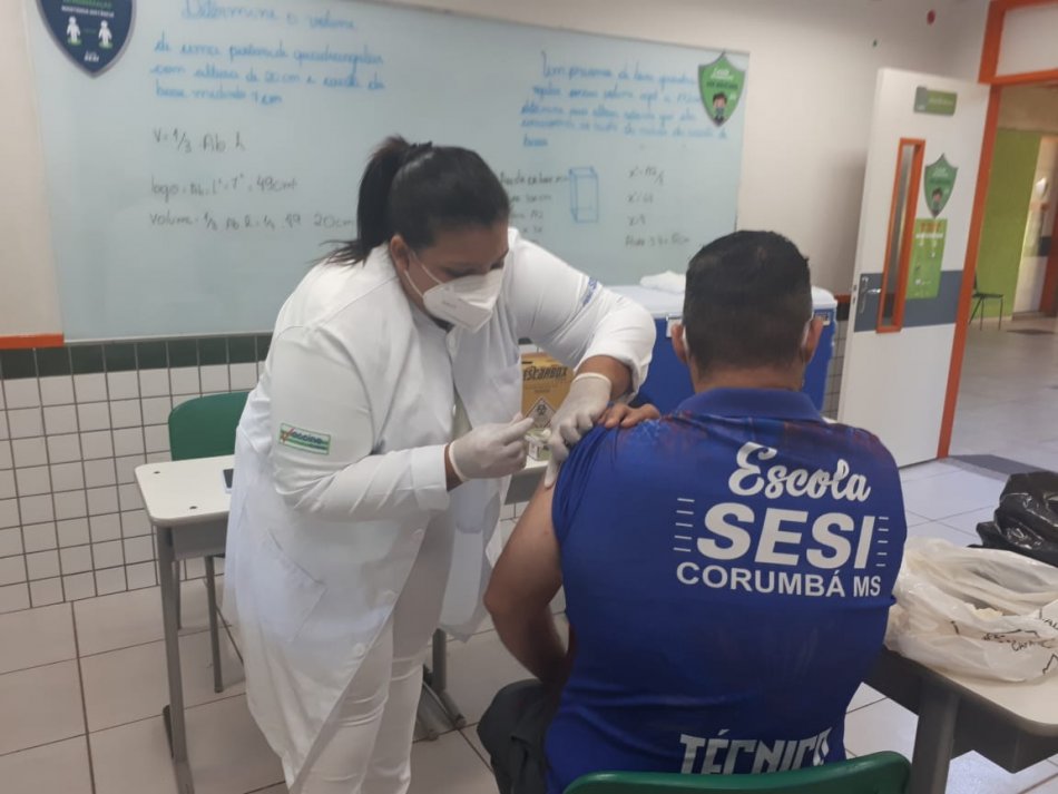 Sistema FIEMS imuniza colaboradores de Corumbá e Três Lagoas contra a gripe
