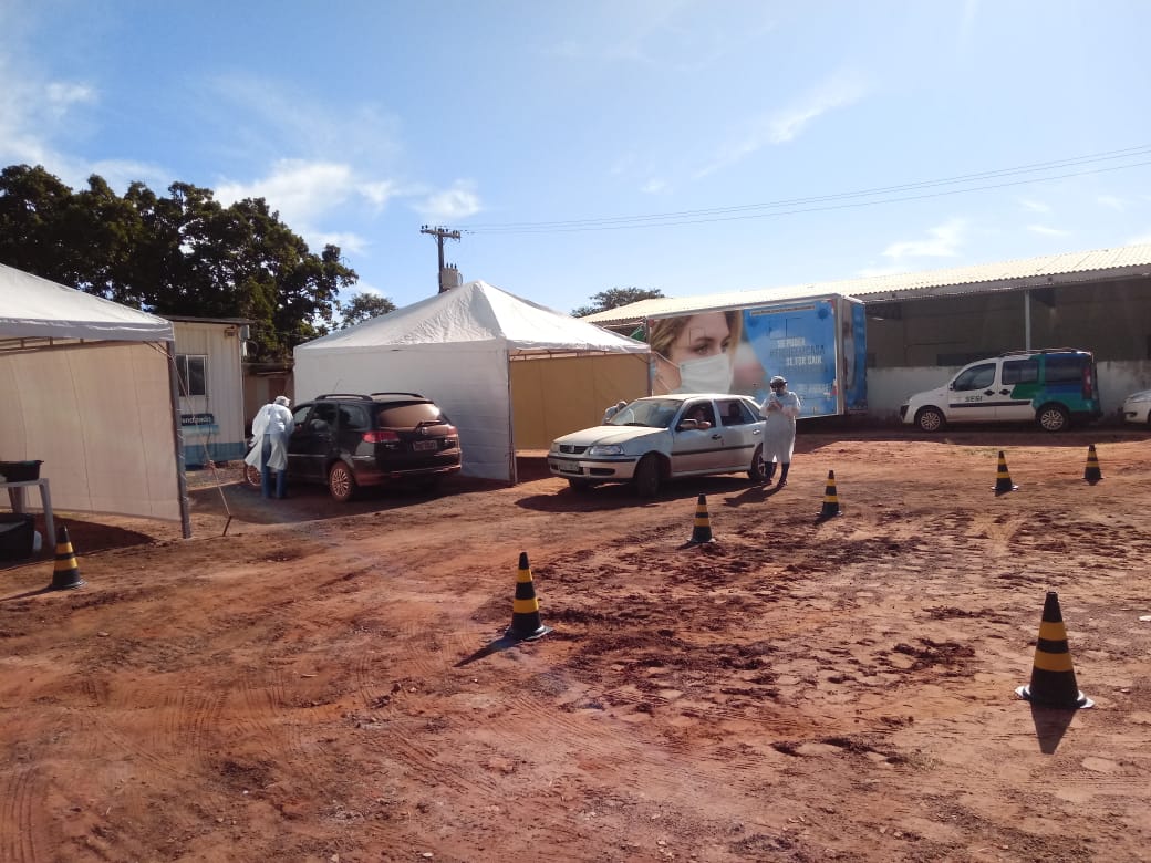 FIEMS inaugura drive-thru para testagem gratuita da covid-19 em Caarapó