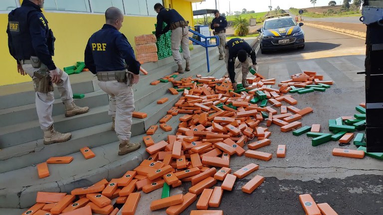 PRF encerra OTENARCO, operação de enfrentamento ao narcotráfico, no Mato Grosso do Sul