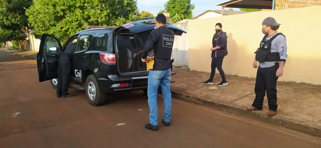 Seis pessoas são presas e dois veículos apreendidos em cumprimento de mandados de prisão em Dourados e Maracaju