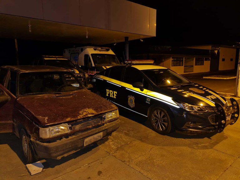 PRF prende quadrilha e recupera veículo em Campo Grande