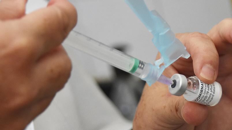 Vacinas da Pfizer e Moderna produzem imunidade de longa duração, diz estudo