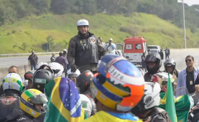 Bolsonaro reúne milhares de apoiadores em passeio de moto neste sábado em SP – vídeo
